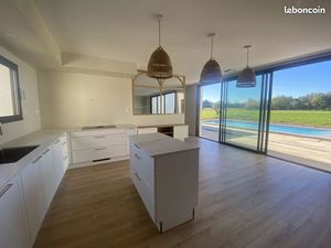 Maison 5 pièces 160 m²