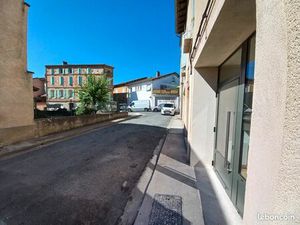 Bureau local professionnel commences