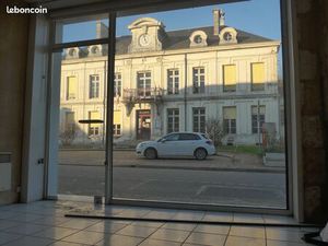 Local commercial / professionnel en plein centre de Mussidan – Emplacement idéal