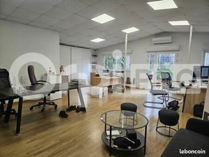 Local d'activité 288 m²