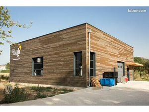 Local artisanal + Habitation