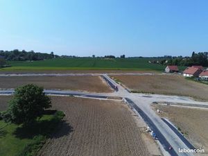 Hazebrouck (Flandres) - Terrain à bâtir 430 m² - 73 900