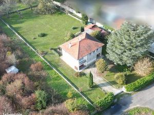 MAISON 4 pièces ave grand terrain plat et arboré