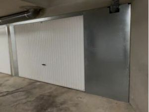 Grand box Cannes proche hôpital des broussailles