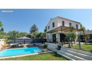 Villa 128m2 avec piscine et jardin