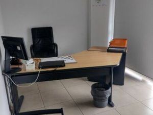 Local bureaux 350 m²