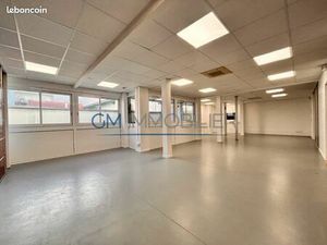 Local 28 m² Biarritz