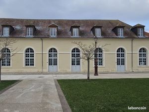 Local commercial 344 m² COMPIEGNE