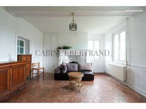 Maison 10 pièces 350 m²