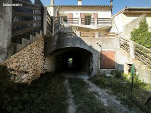Immeuble 126 m² Saint-Geniès-de-Malgoirès