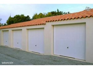 Location garage rochefort (17)