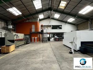 Local d'activité 2 990 m²