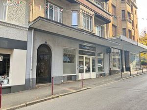 Local commercial 360 m²