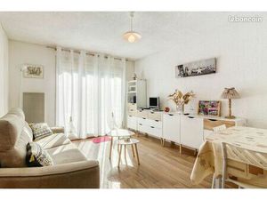 Studio avec place de parking