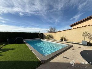 Maison individuelle rénovée de 115m² avec sous sol aménagé et piscine Secteur Saint Victor