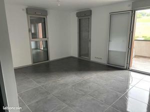 Bureau 60 m2 et bureau 55 m2 à louer