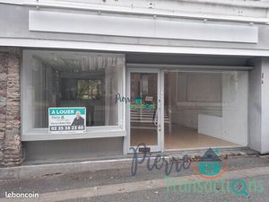 Local commercial 55 m² LILLEBONNE
