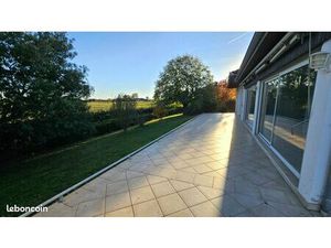 Maison 6 pièces 122m² avec dépendance sur parc arboré de 3200m²