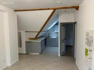 Location 2 pièces avec box