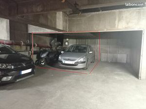 Parking couvert