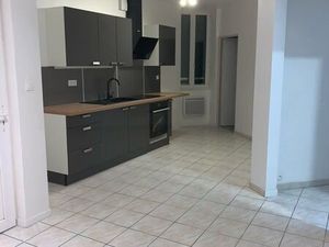 APPARTEMENT T3 proche de toutes commodités