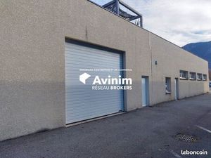 Local 515 m² Cluses