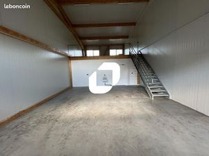 Local d'activité 142 m²