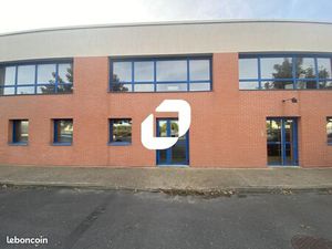 Local d'activité 356 m²