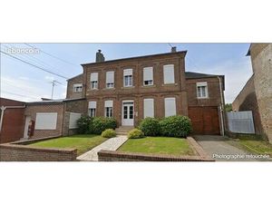 Maison 6 pièces 220 m²