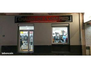 Pas de porte local lcommercia 80m² centre-ville saint-fons