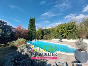 Mazet 6 pièces 137 m²