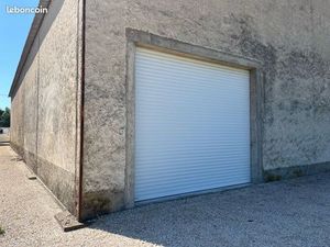 Hangar 100m2 sécurisé