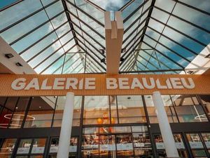 Boutique éphémère dans local commercial INTERMARCHÉ BEAULIEU