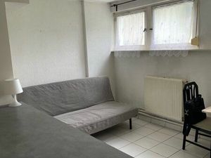 Location Studio meublé 19 M :