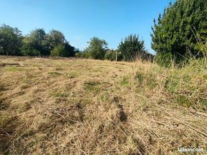 Terrain à bâtir à ILLIES