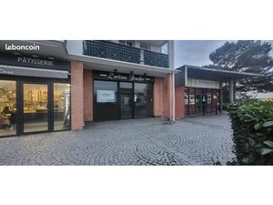 Local commercial 70 m² MAGNY LES HAMEAUX