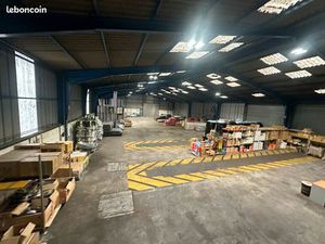 Local d'activité 2 003 m²