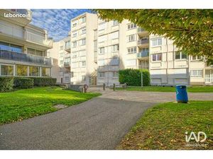 Bureaux 73 m² LAGNY-SUR-MARNE