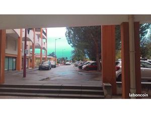 Local professionnel 35m2