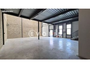 Local d'activité 190 m²
