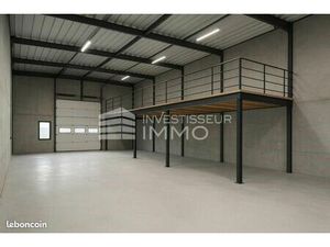Local d'activité 450 m²