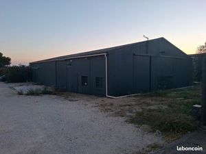 Hangar 450m2 za de chalançon