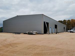 Entrepôt  local  stockage  400m² Vers Pont du Gard