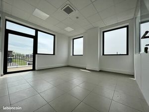 Bureaux 28 m² Groslay
