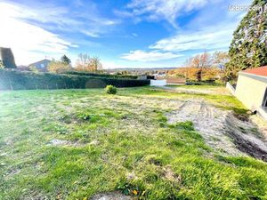 Terrain 705m2 à Saint Bonnet les Oules