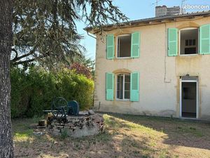 Propriété 3 pièces 75 m²