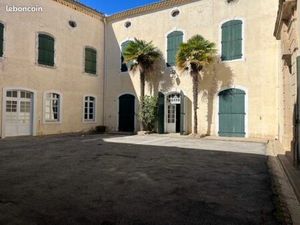 Château 20 pièces 1300 m²