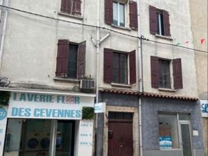 LOCAL commercial disponible de suite