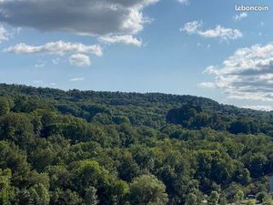 Terrain 1935m2 - Belle vue sur la forteresse de Ceyssac