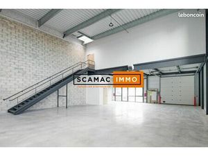 Local d'activité 371 m²